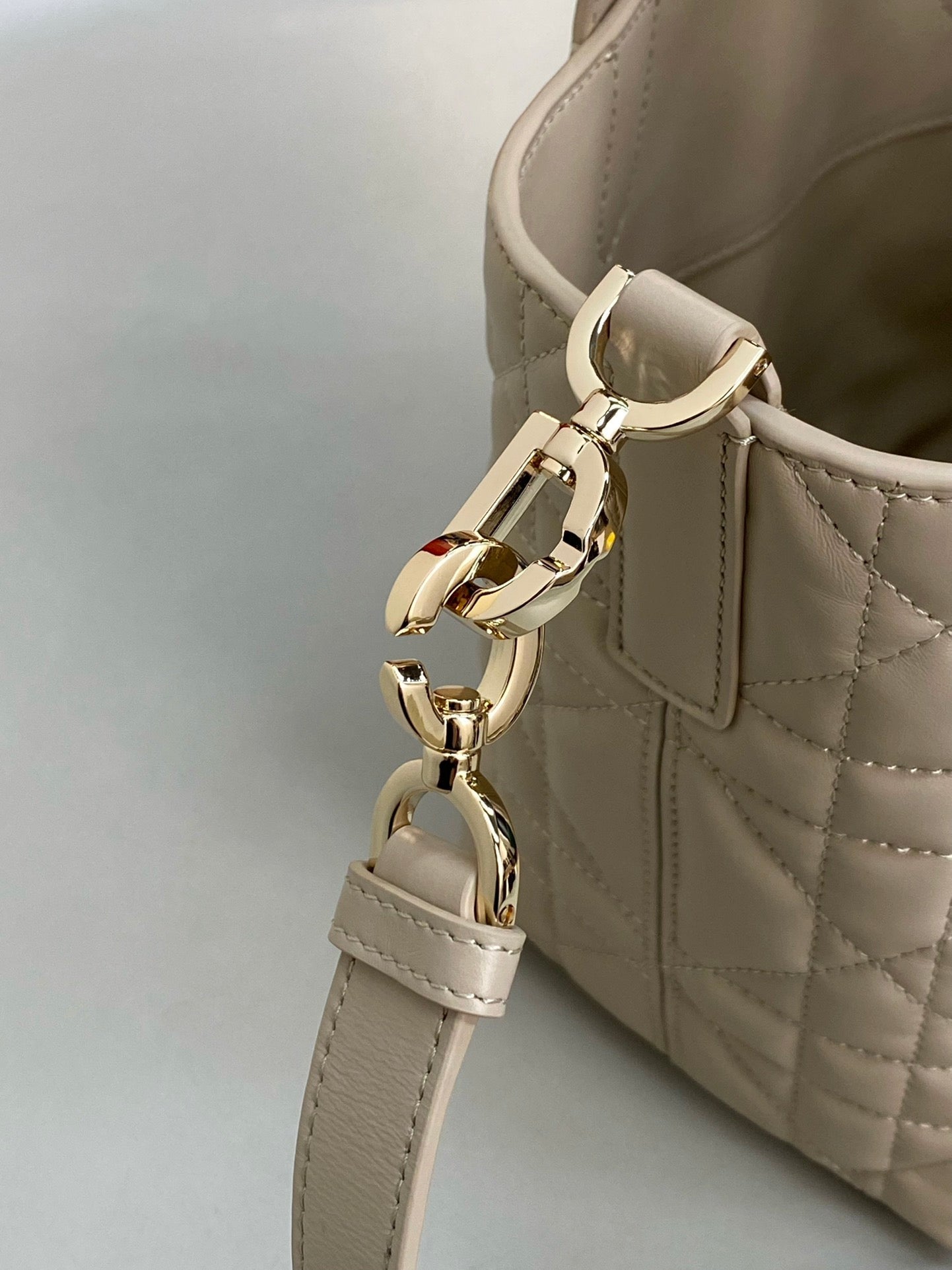 DIOR MINI TOUJOURS BUCKET BAG 18 IN BEIGE CANNAGE CALFSKIN