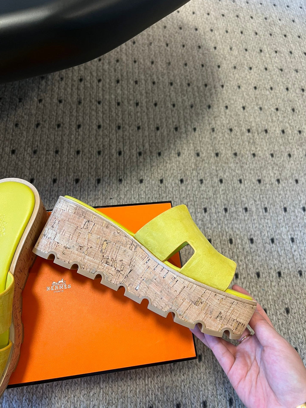 HERMES EZE SANDAL 85 MM IN NEON YELLOW CALFSKIN