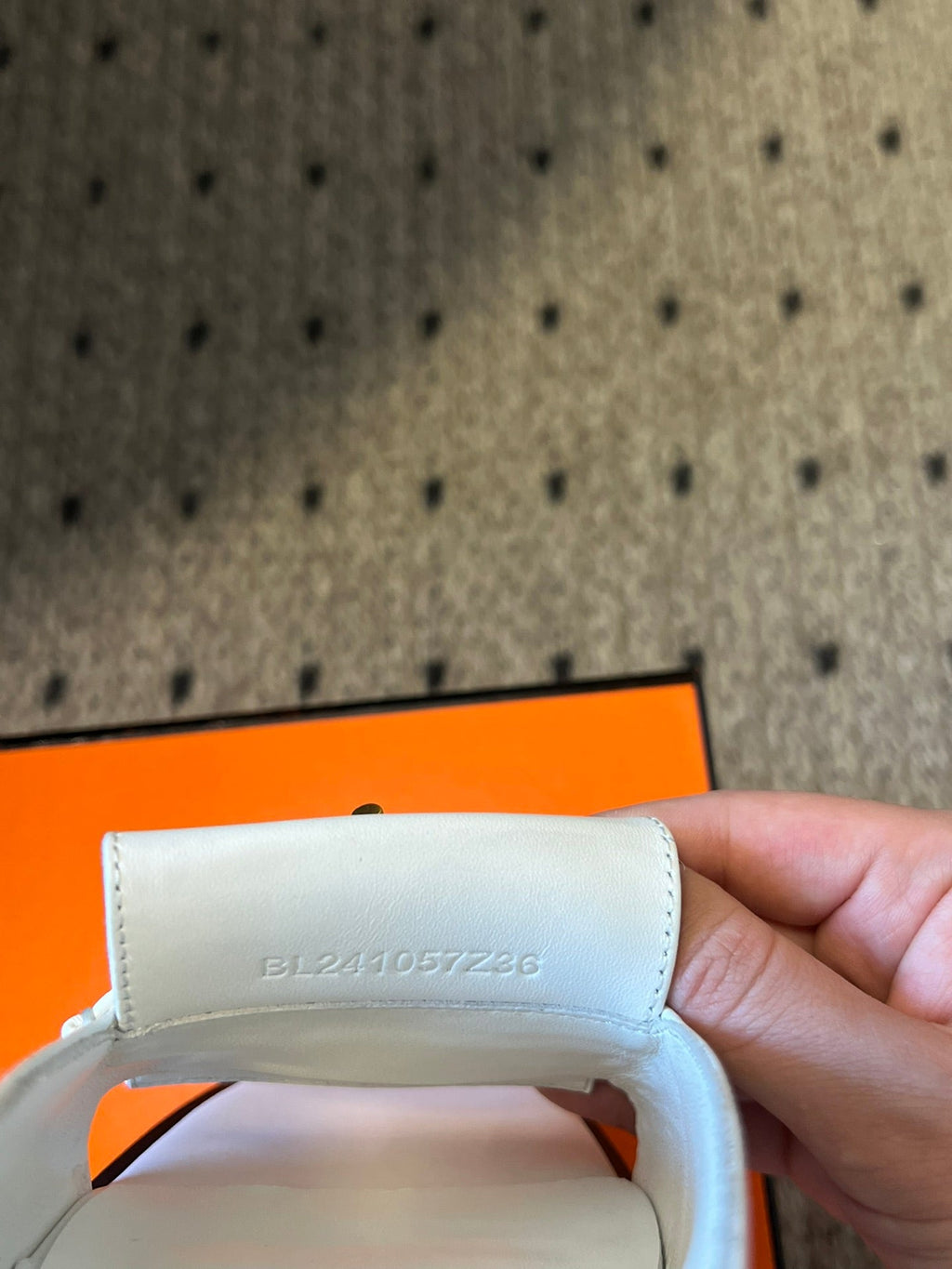 HERMES ILOT 55 MM SANDAL IN WHITE CALFSKIN