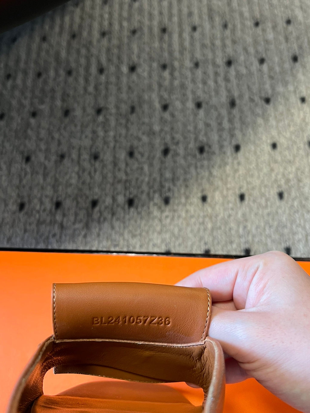 HERMES ILOT FLAT SANDAL IN BRONZE BROWN CALFSKIN
