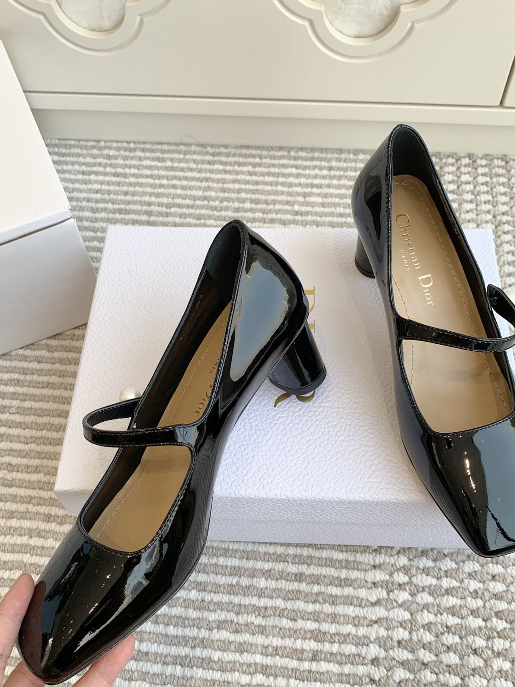 DIOR PEARL JOLIE MARY JANE PUMPS IN BLACK CALFSKIN