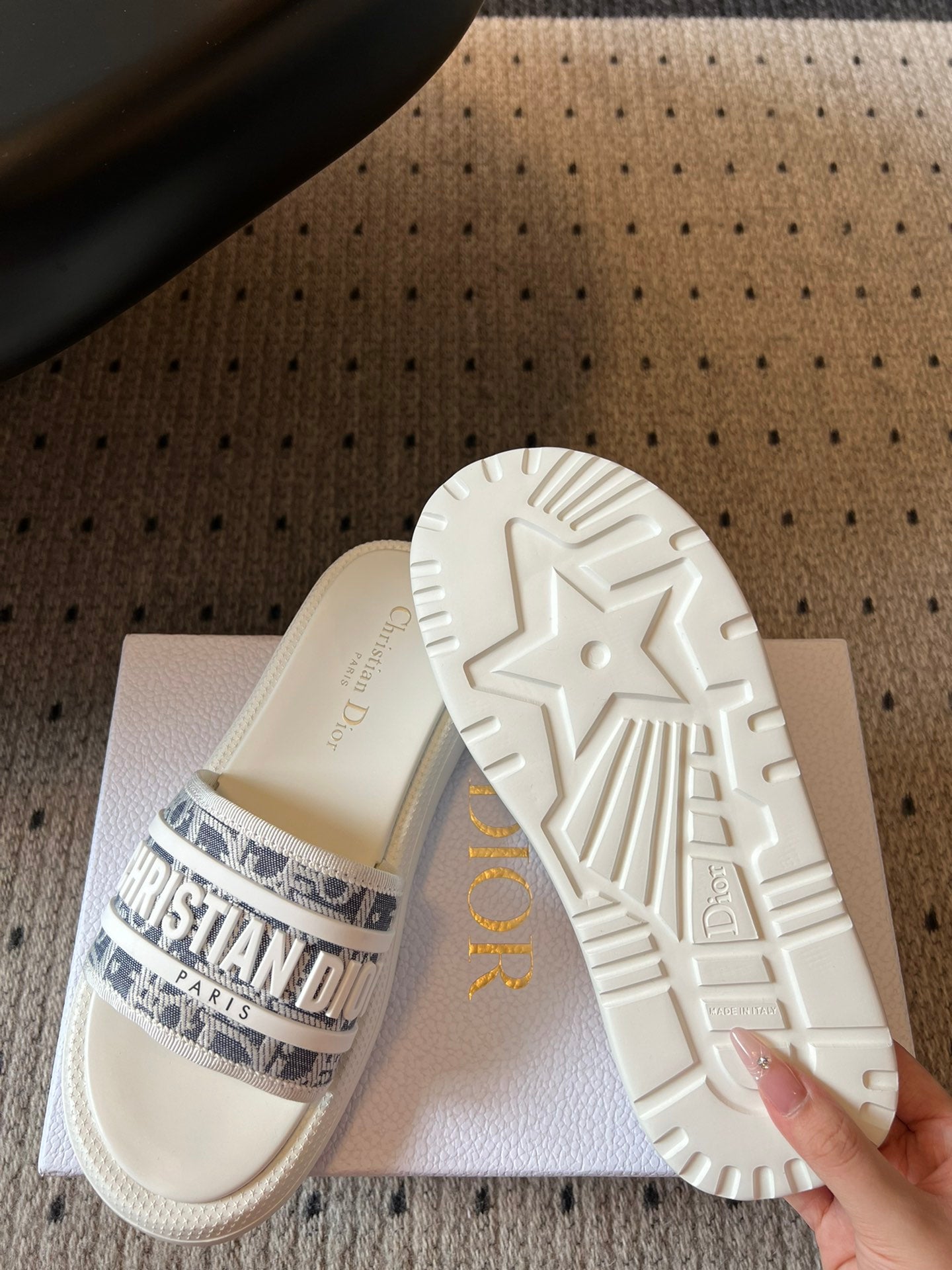 DIOR CD DWAY SLIDES WHITE RUBBER TOILE DE JOUY EMBROIDERY