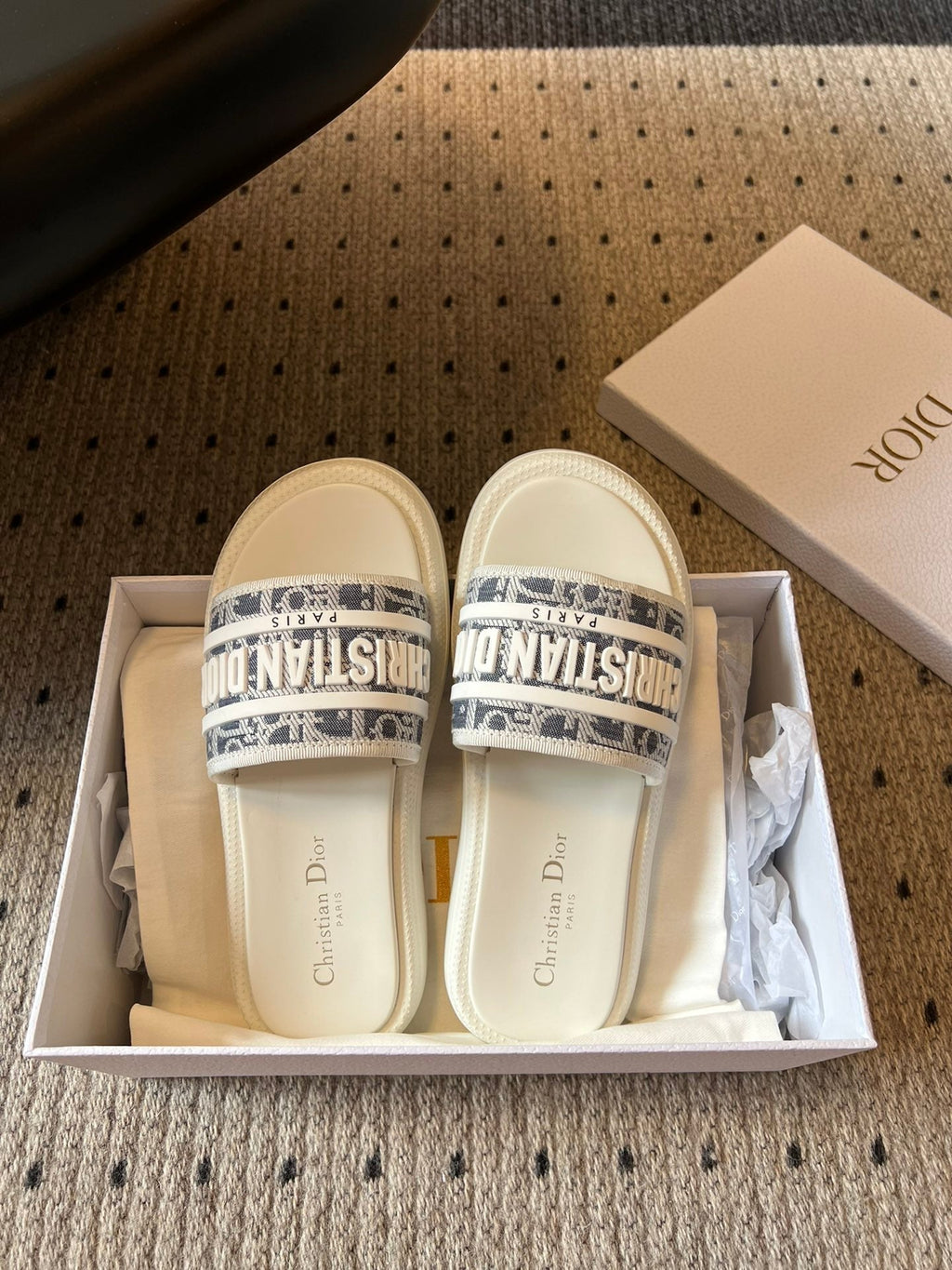 DIOR CD DWAY SLIDES WHITE RUBBER TOILE DE JOUY EMBROIDERY