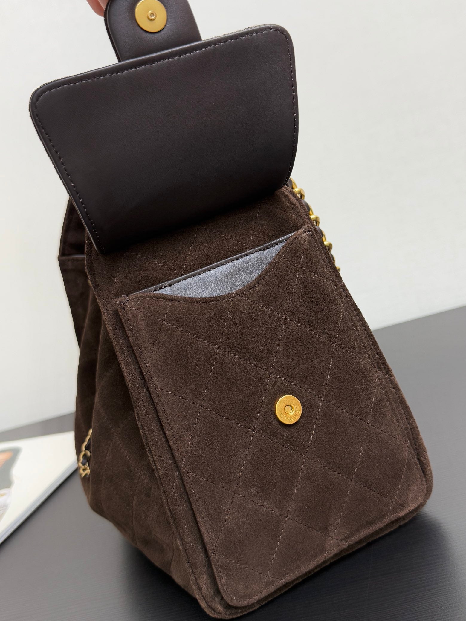 CHANEL 25S HOBO BAG 40 CM IN DARK BROWN SUEDE WITH GOLD HARDWARE