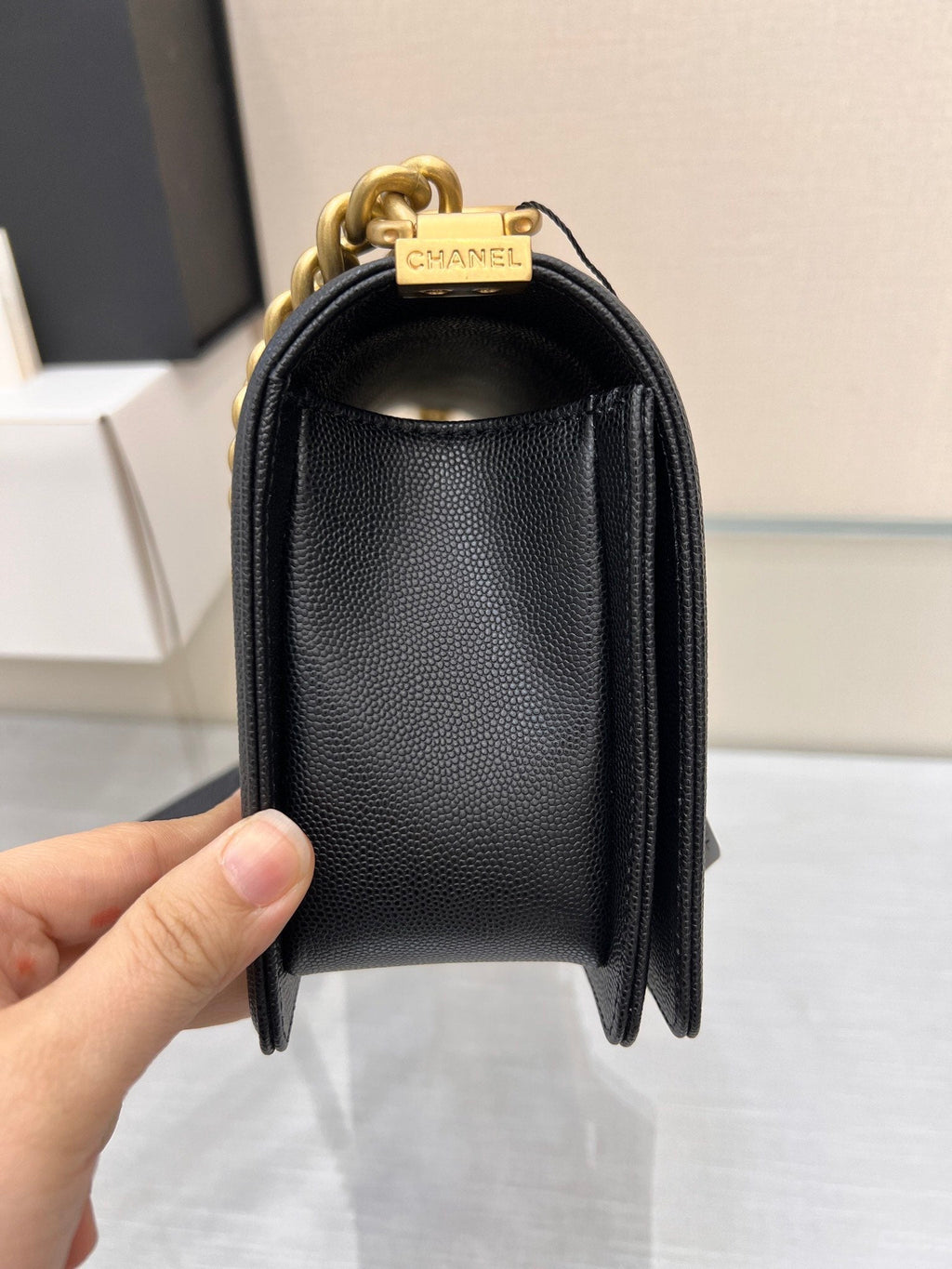 CHANEL BOY BAG MEDIUM 25 BLACK CHEVRON CAVIAR RUTHENIUM HARDWARE