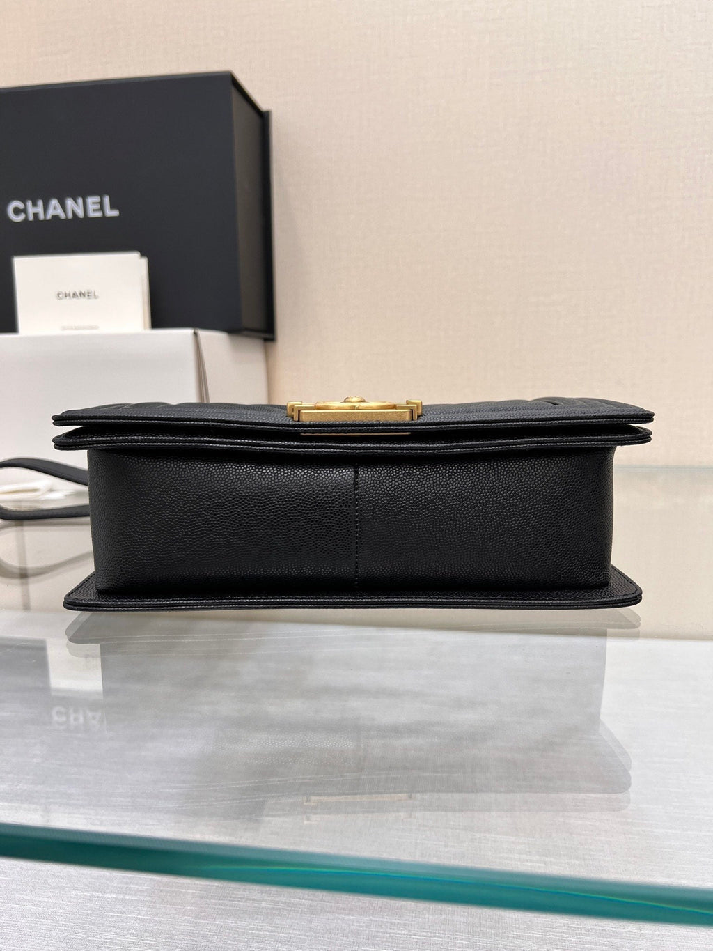CHANEL BOY BAG MEDIUM 25 BLACK CHEVRON CAVIAR RUTHENIUM HARDWARE