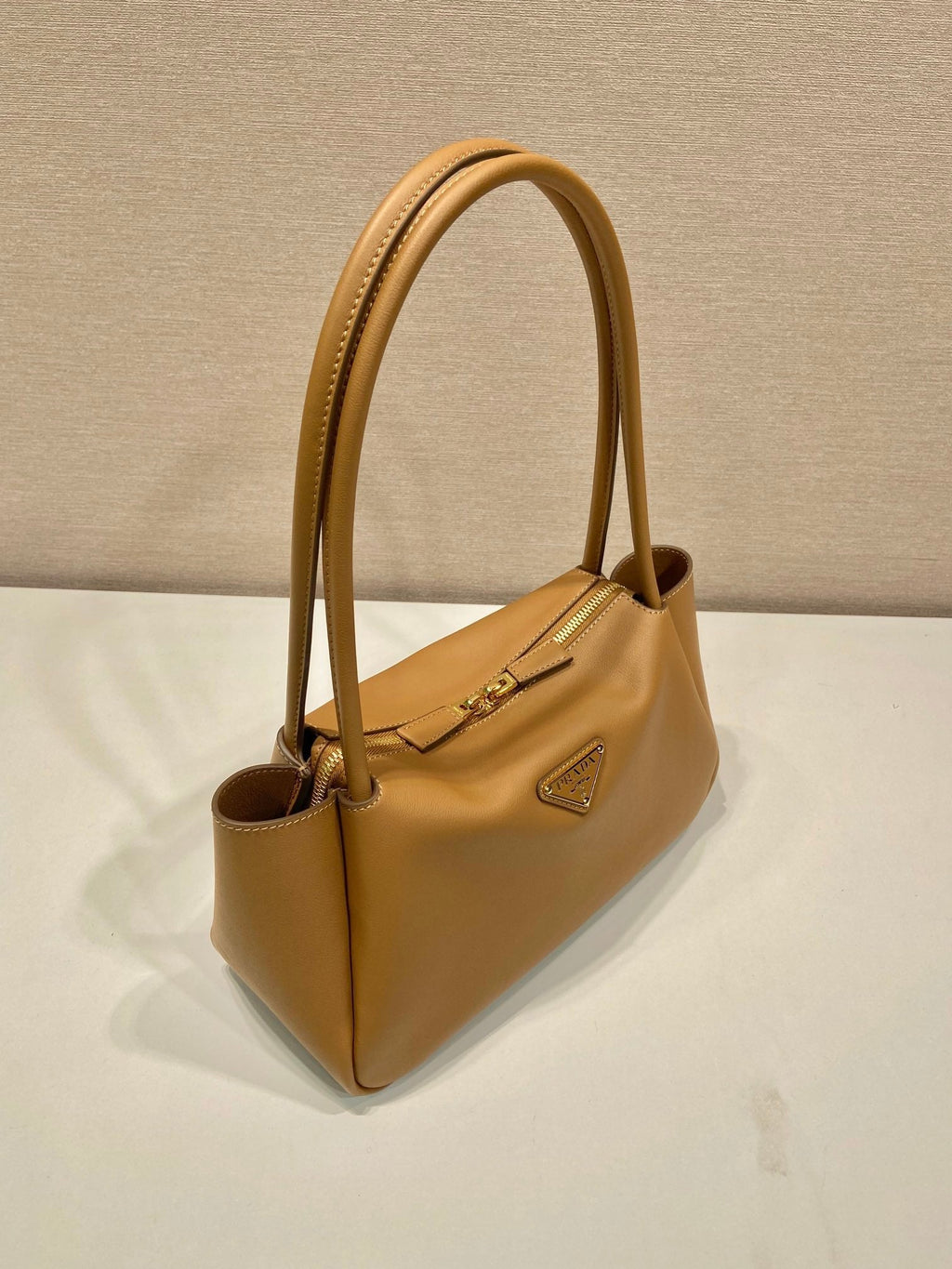 PRADA 28 LARGE BEIGE CALFSKIN HANDBAG