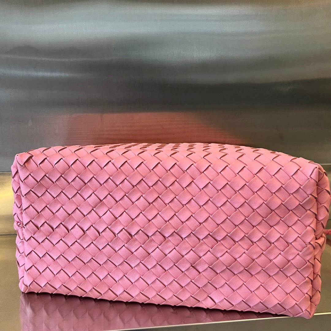 BOTTEGA VENETA LARGE ANDIAMO 45CM PINK LAMBSKIN