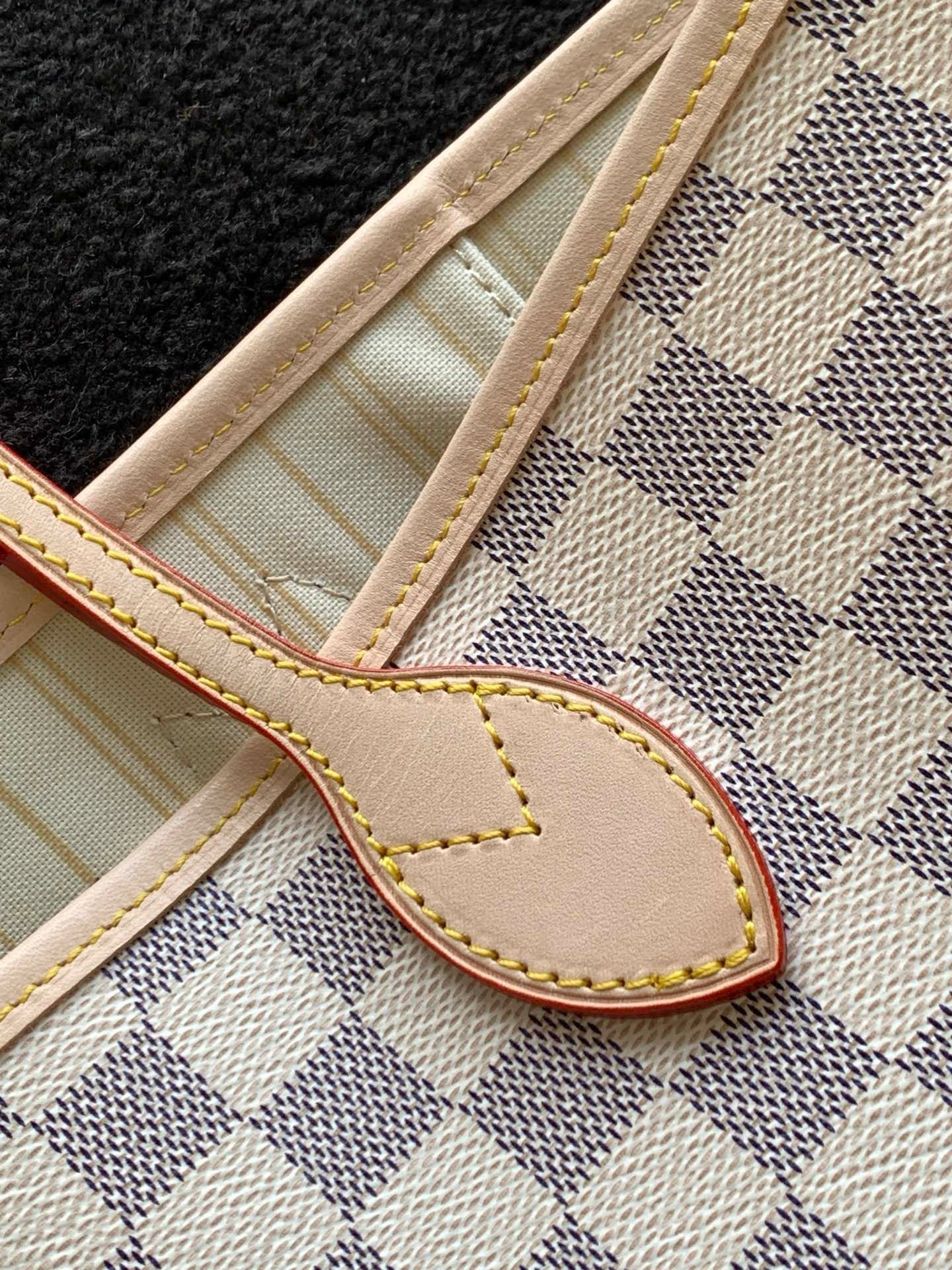 LOUIS VUITTON NEVERFULL MM 32 GREY CREAM DAMIER AZUR INSIDE COLOUR 1