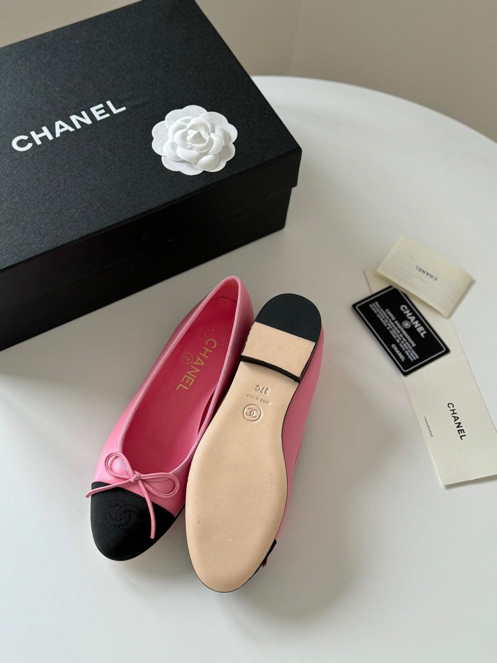 CHANEL BALLET FLATS TAFFY BLACK LAMBSKIN