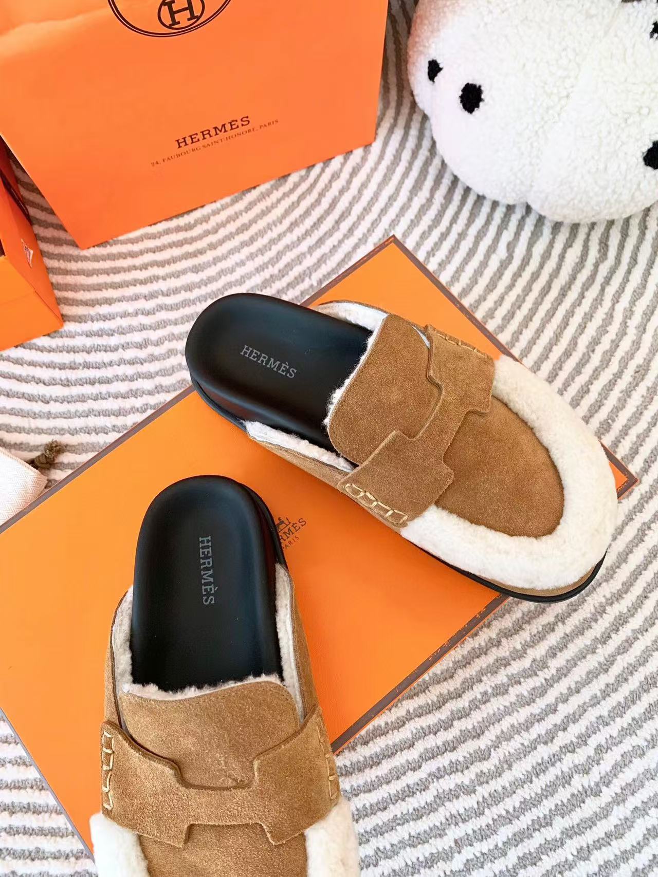 HERMES G0 MULE BROWN SUEDE SHEARLING
