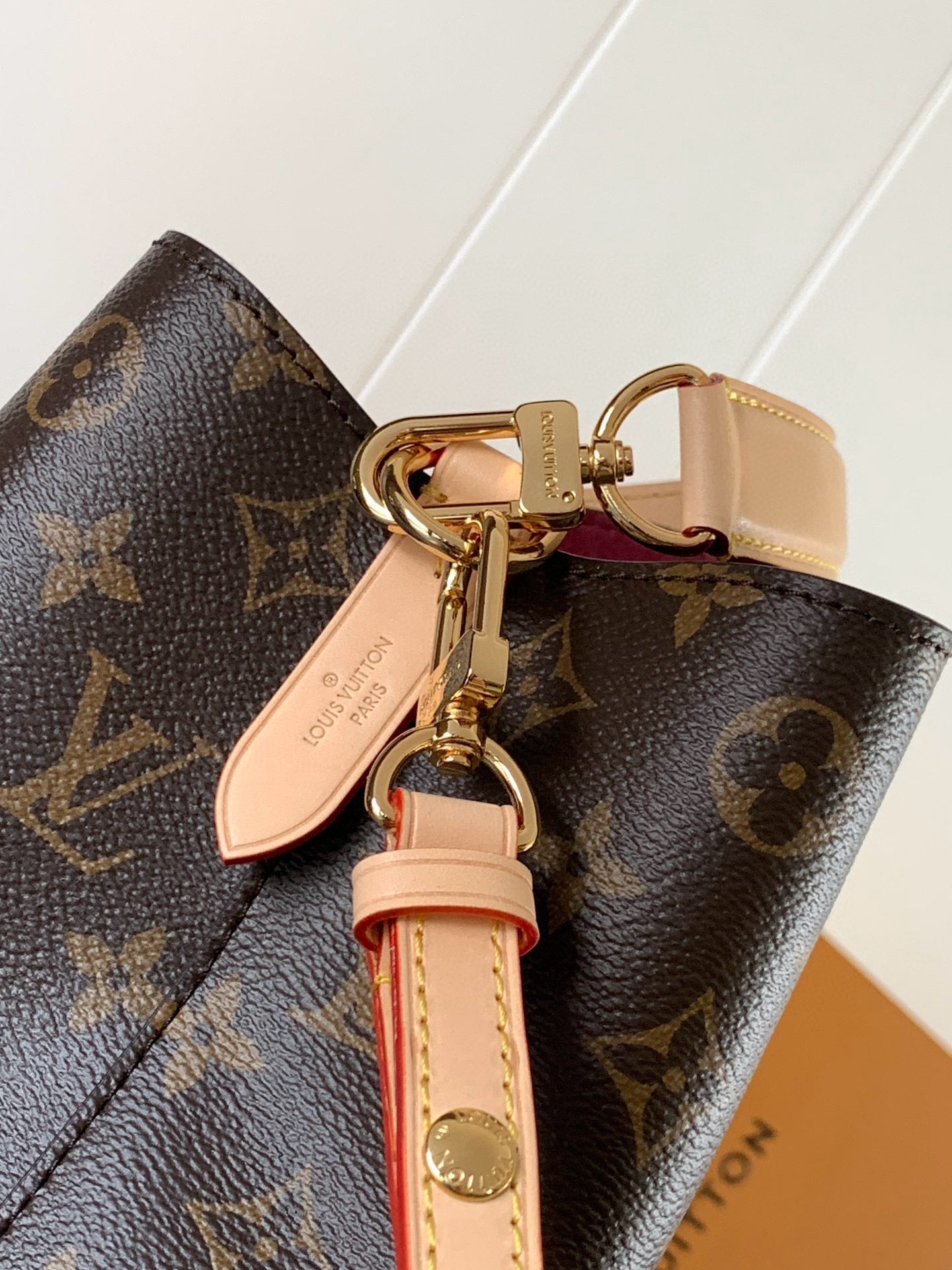 LOUIS VUITTON NÉONOÉ BB 20 IN BROWN MONOGRAM CANVAS