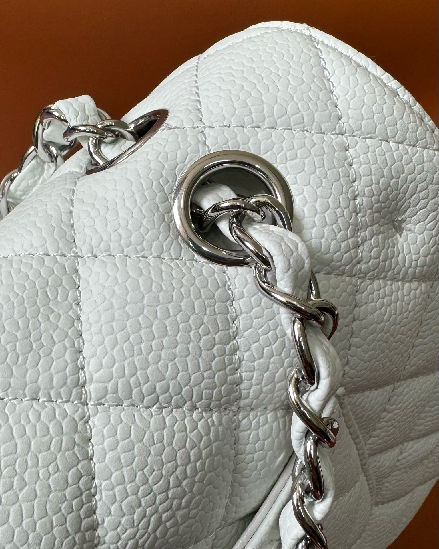 CHANEL FLAP BAG 25 IN WHITE CAVIAR LAMBSKIN SILVER HARDWARE