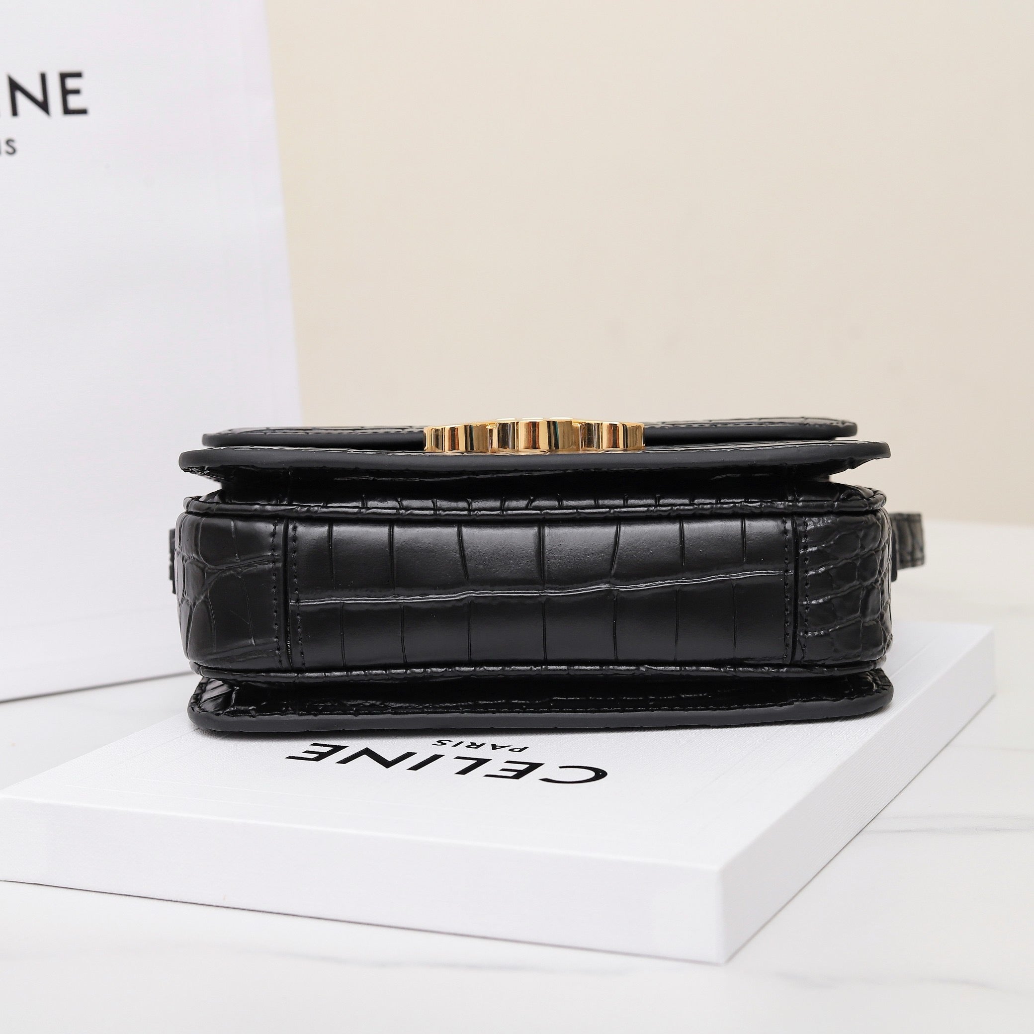 CELINE TRIOMPHE TEEN 18 BLACK ALLIGATOR SKIN