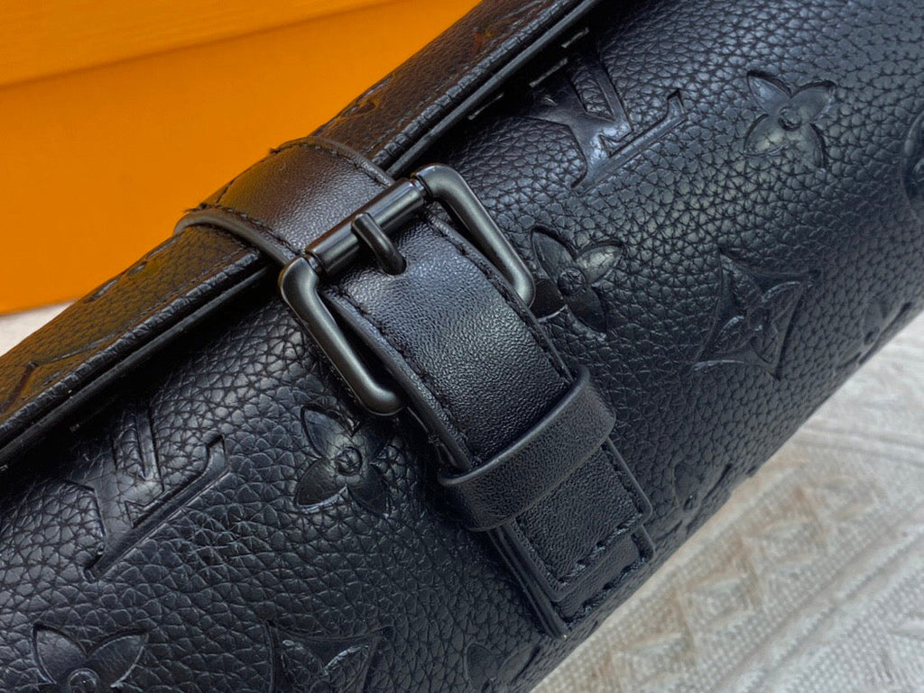 LOUIS VUITTON ETUI 3 MONTRES MONOGRAM TAURILLON BLACK CALFSKIN