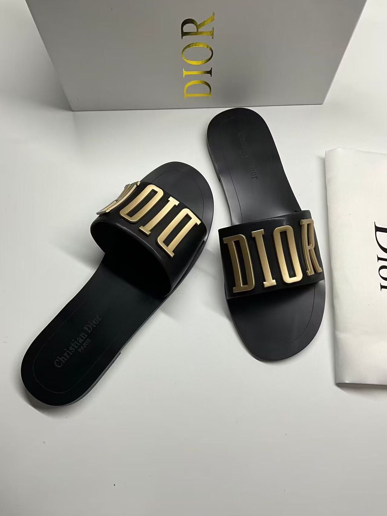 DIOR CD SLIDE REVOLUTION BLACK GHW