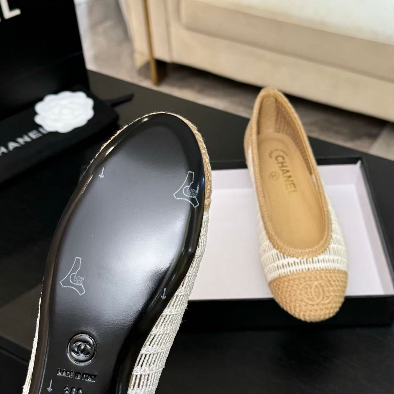 CHANEL 2025 ballet flat beige white raffia