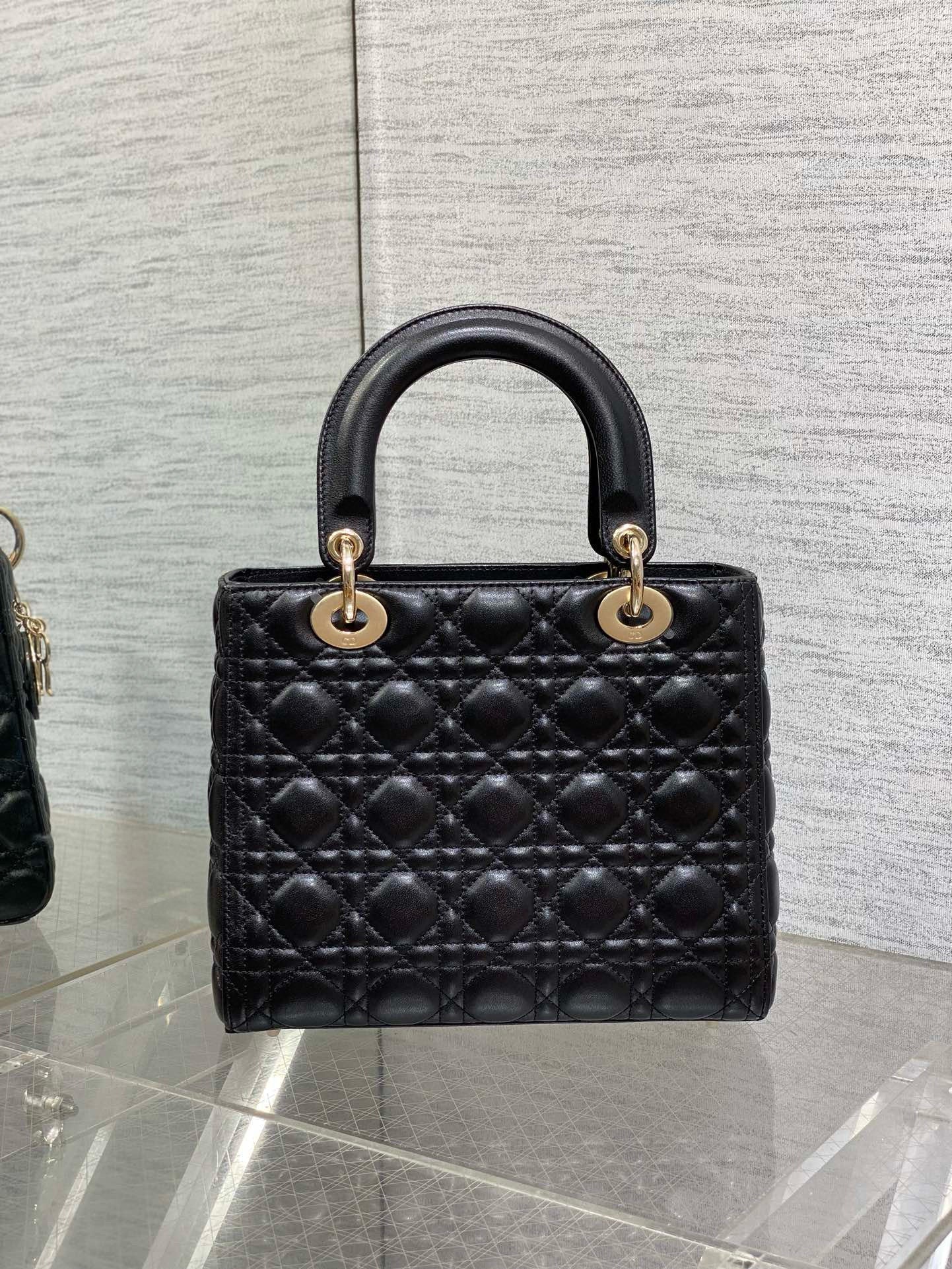 DIOR MEDIUM LADY BAG 24 IN BLACK CALFSKIN GOLD HARDWARE