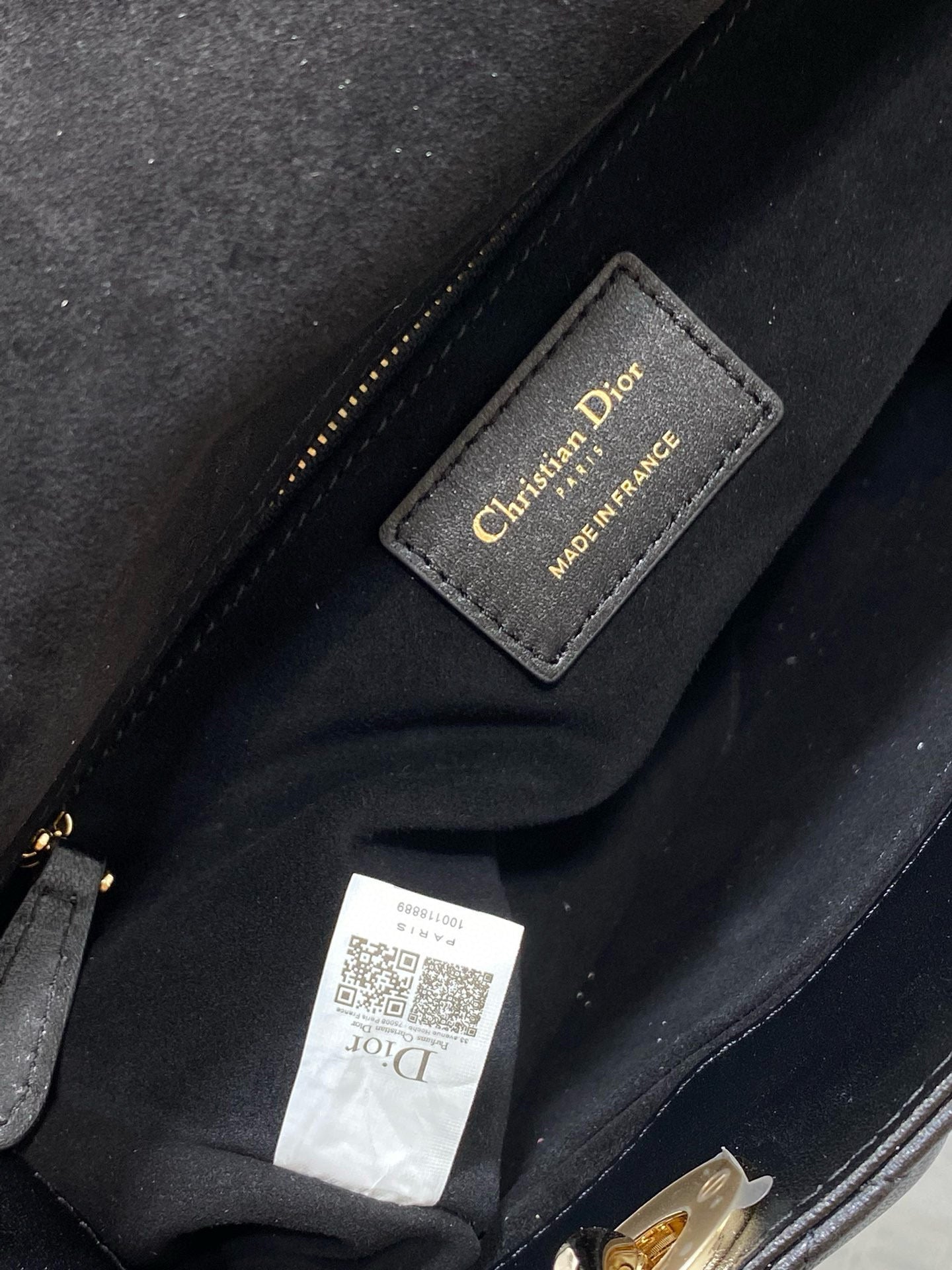 DIOR MEDIUM LADY BAG 24 IN BLACK CALFSKIN GOLD HARDWARE