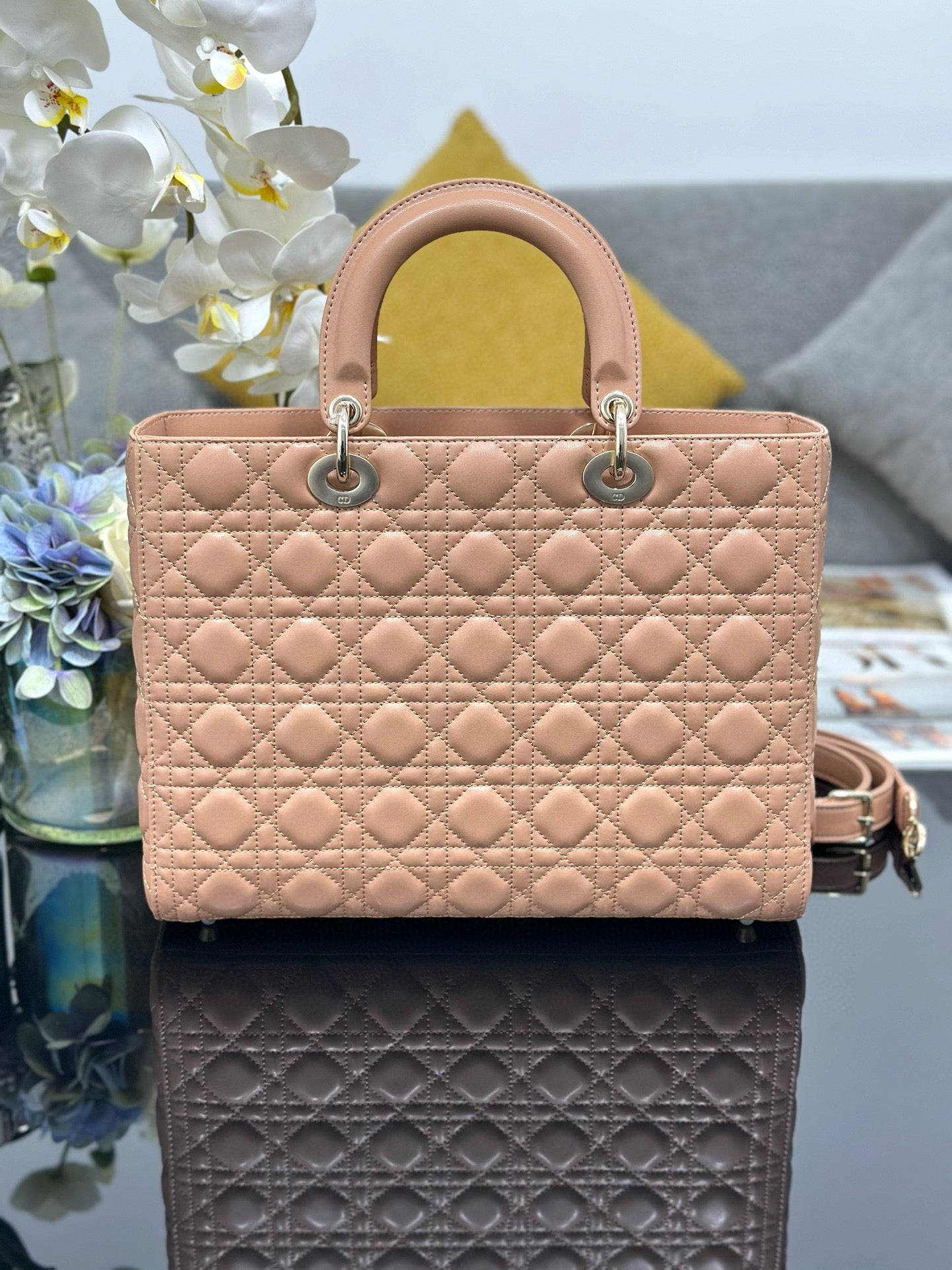 DIOR LARGE 32 LADY BAG IN PEACE LAMBSKIN WITH GOLD HARDWARE