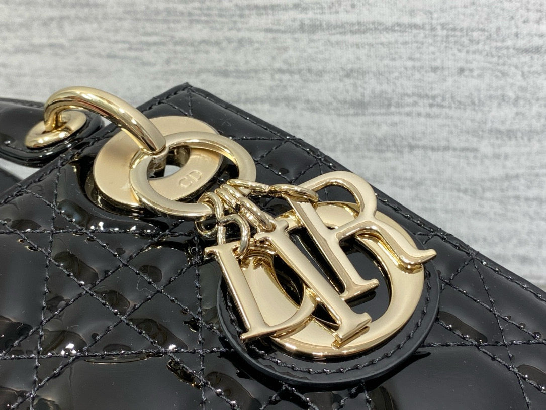 DIOR MINI 17 LADY BAG IN BLACK PATENT CALFSKIN