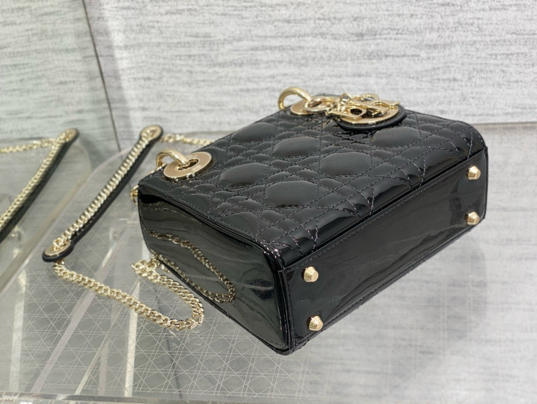 DIOR MINI 17 LADY BAG IN BLACK PATENT CALFSKIN