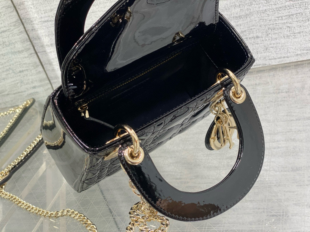 DIOR MINI 17 LADY BAG IN BLACK PATENT CALFSKIN