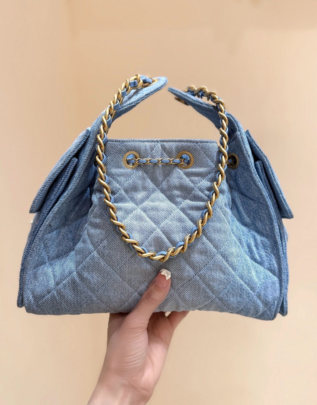 CHANEL 25 HANDBAG IN BLUE 30 DENIM GOLD HARDWARE