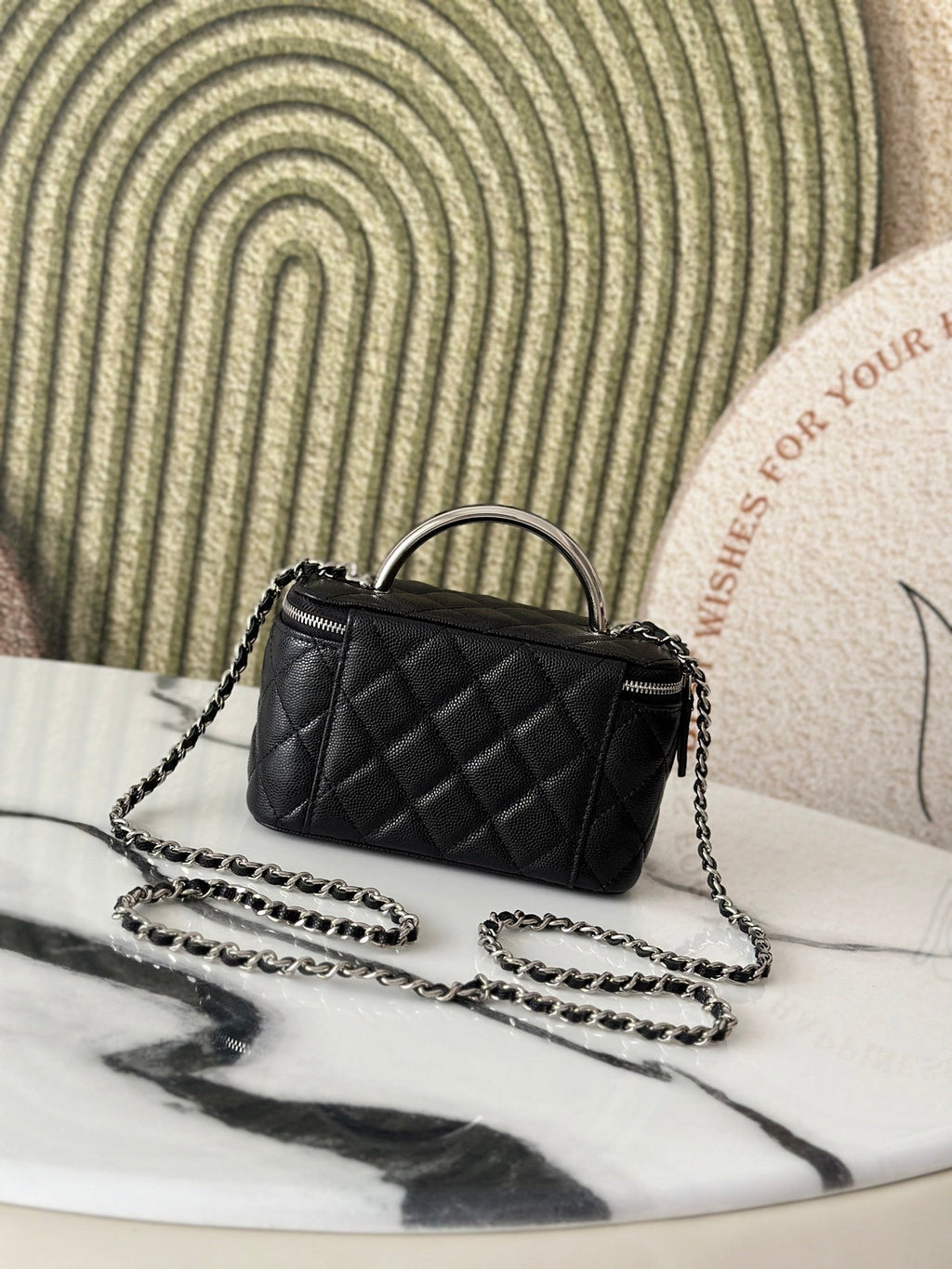 CHANEL 25P VANITY 17 CAVIAR WITH HANDLE METAL IN BLACK CALFSKIN SILVER HARDWARE