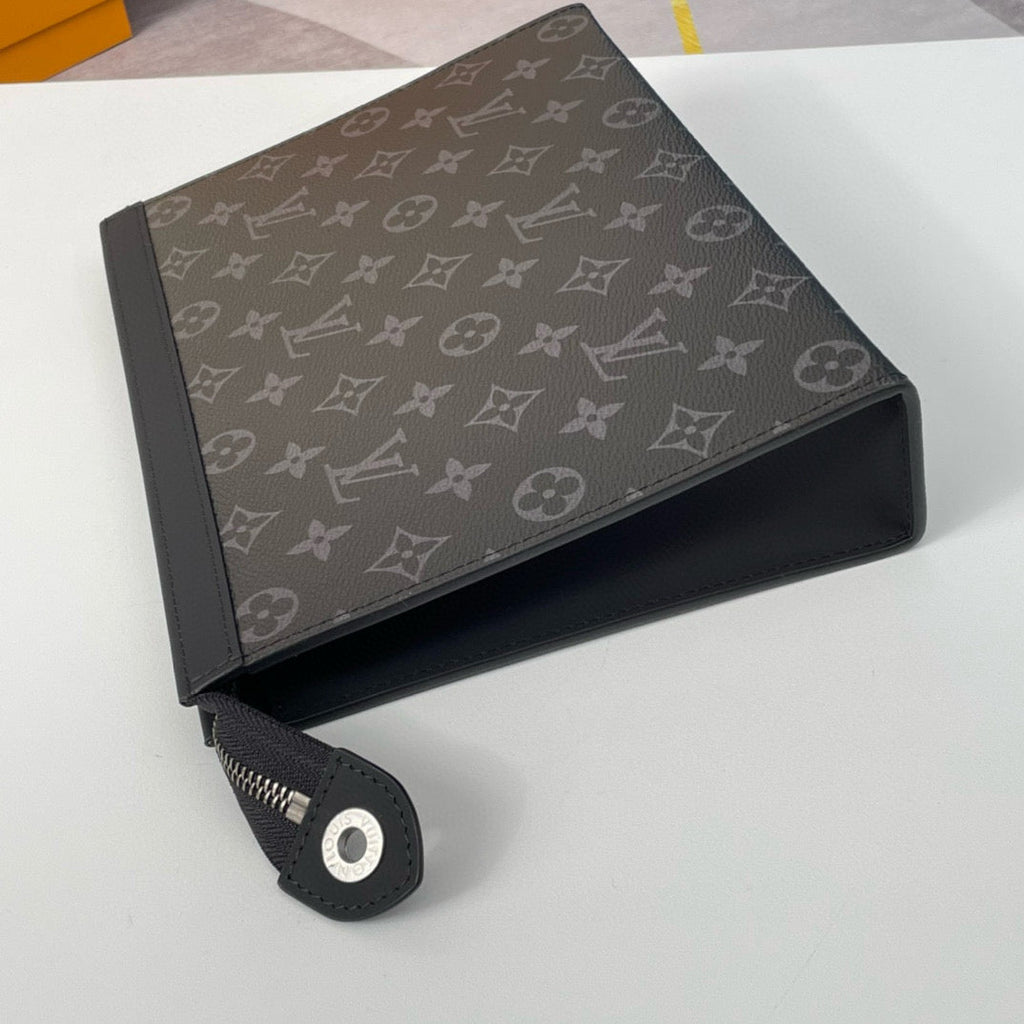 LOUIS VUITTON POCHETTE VOYAGE MM 26 MONOGRAM BLACK CALFSKIN