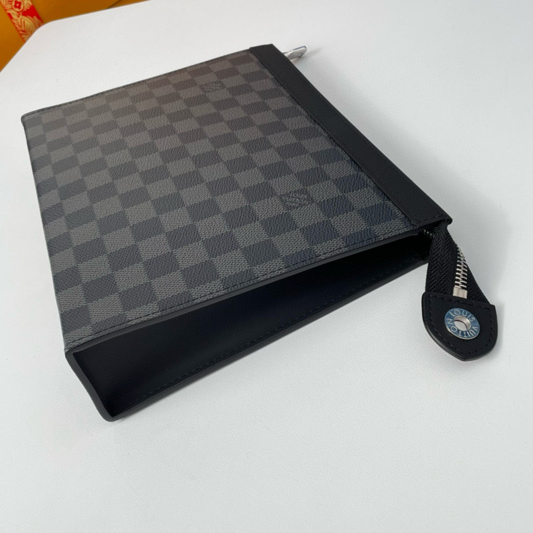 LOUIS VUITTON POCHETTE VOYAGE N41696 MM 26 MONOGRAM BLACK CALFSKIN