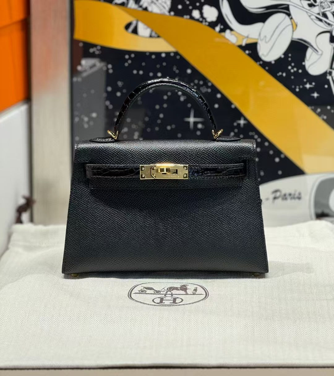 HERMES KELLY MINI 19 BLACK TOGO LETHER GOLD HARDWARE