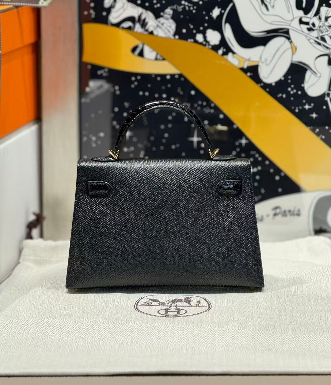 HERMES KELLY MINI 19 BLACK TOGO LETHER GOLD HARDWARE