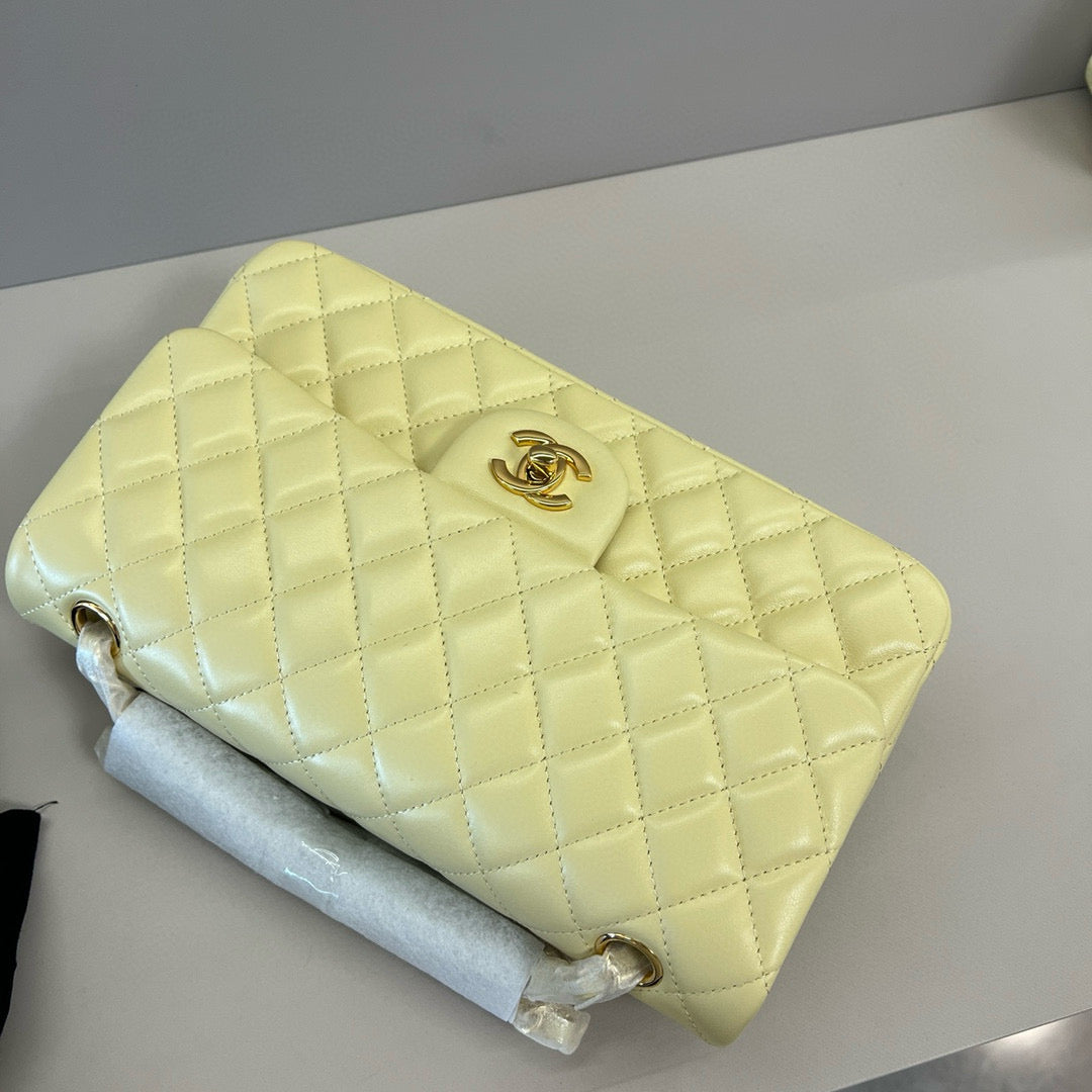 CHANEL 25C FLAP BAG 25 IN YELLOW QUILTED LAMBSKIN GOLD HARDWARE