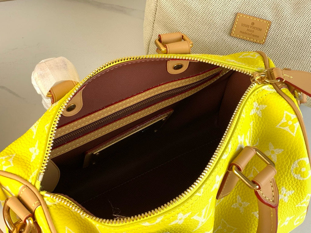 LOUIS VUITTON SPEEDY P9 BANDOULIÈRE 25 IN YELLOW MONOGRAM CALFSKIN
