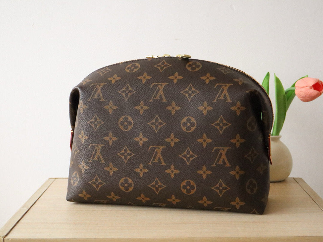 LOUIS VUITTON COSMETIC POUCH GM MONOGRAM 27 CM IN MONOGRAM CALFSKIN