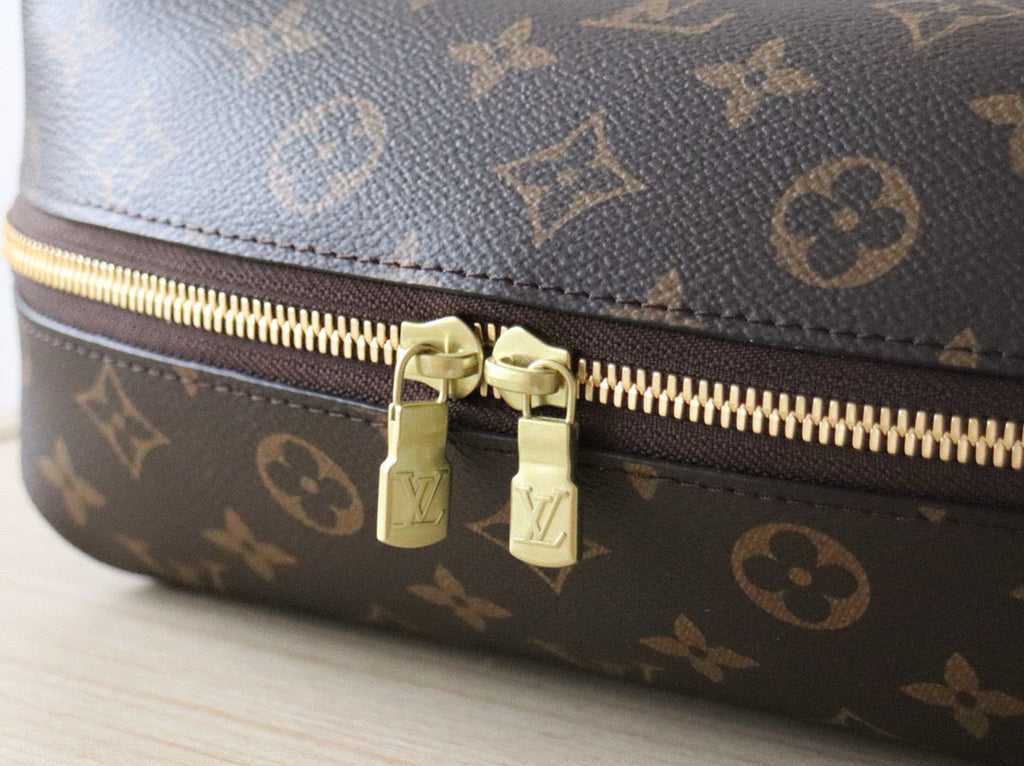 LOUIS VUITTON COSMETIC POUCH GM MONOGRAM 27 CM IN MONOGRAM CALFSKIN