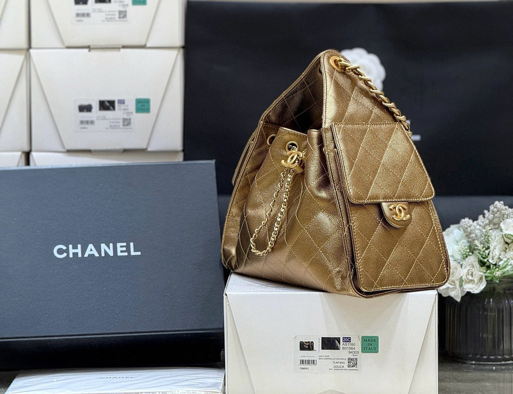 CHANEL 25 MEDIUM HANDBAG 30 IN GOLDEN BROWN CALFSKIN WITH GOLD HARDWARE