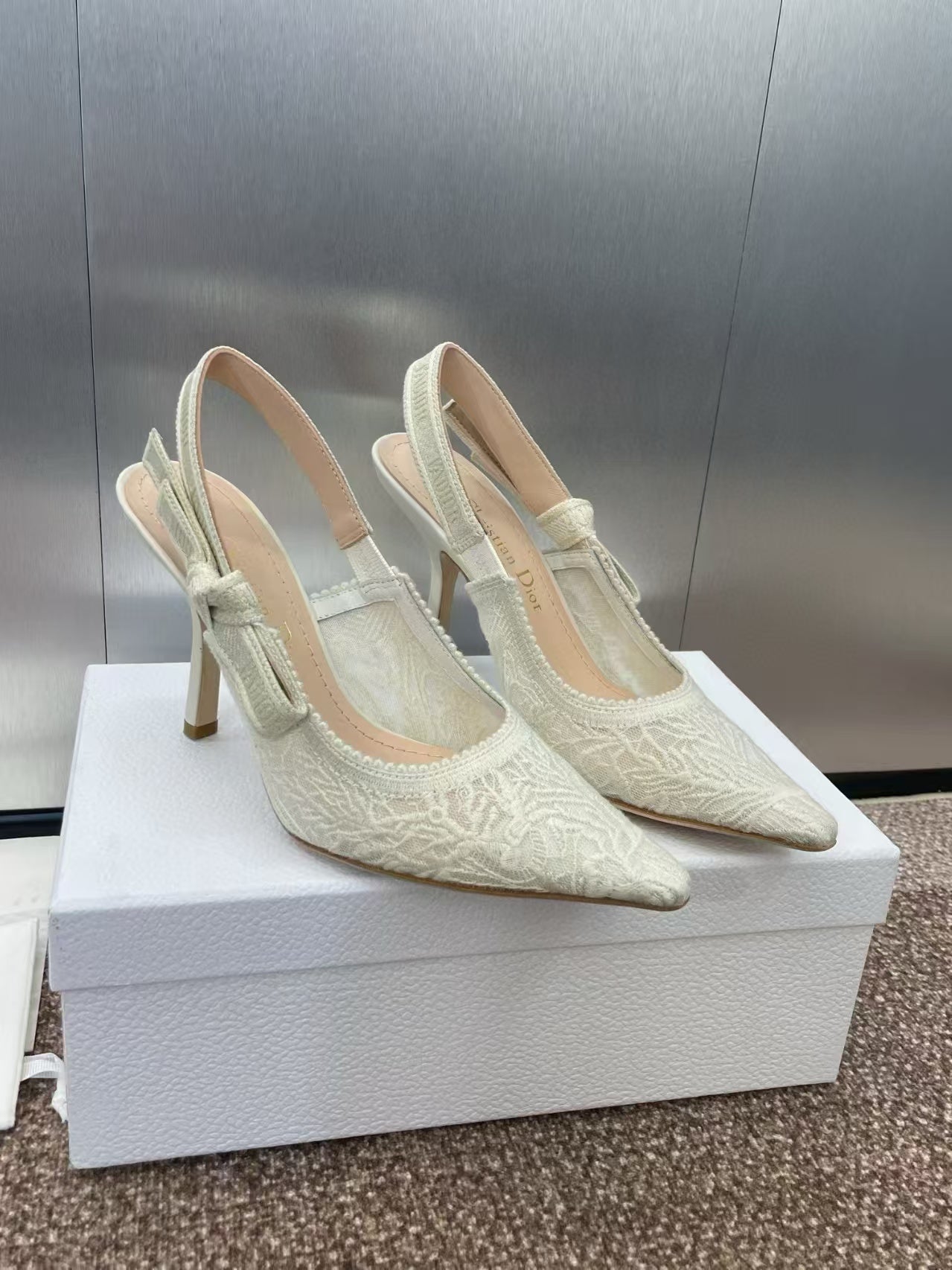 DIOR J'A SLINGBACK PUMPS IN IVORY WHITE EMBROIDERED LACE