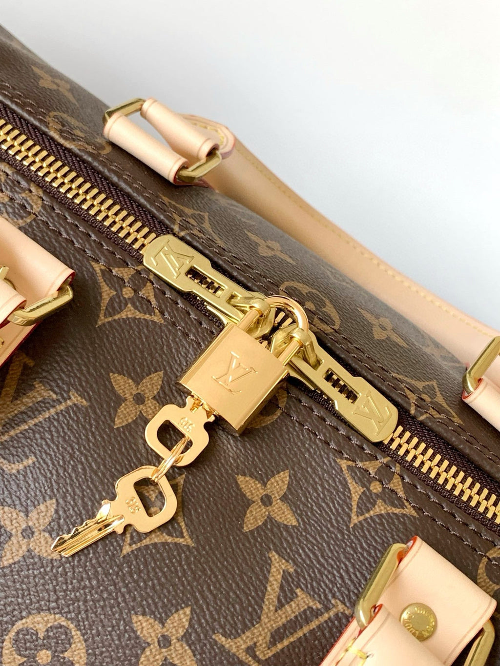 LOUIS VUITTON LV KEEPALL 45 BANDOULIERE MONOGRAM CANVAS