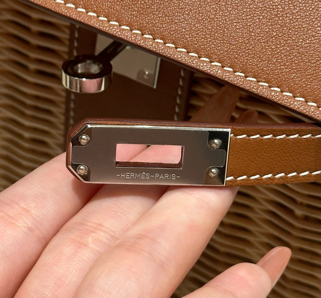 HERMES KELLY PICNIC HANDBAG IN BROWN & NATURAL LEATHER AND WICKER SILVER HARDWARE