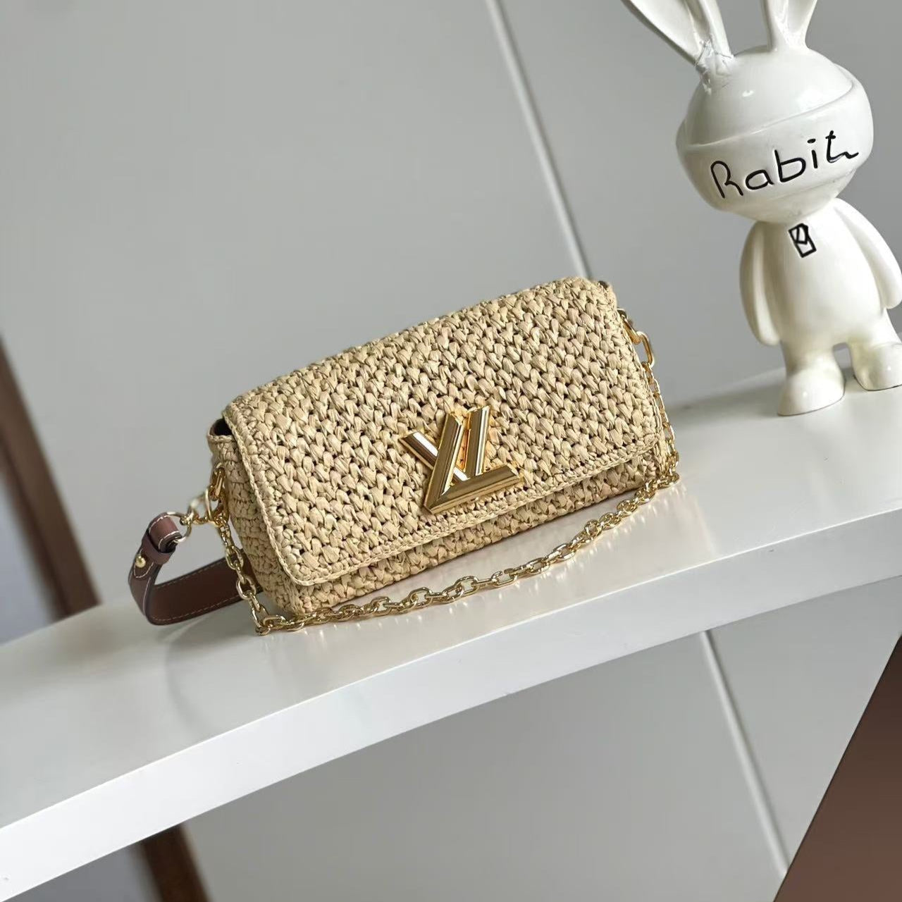 LOUIS VUITTON LV SHOULDER BAG 24 IN BEIGE WOVEN RAFFIA GOLD HARDWARE