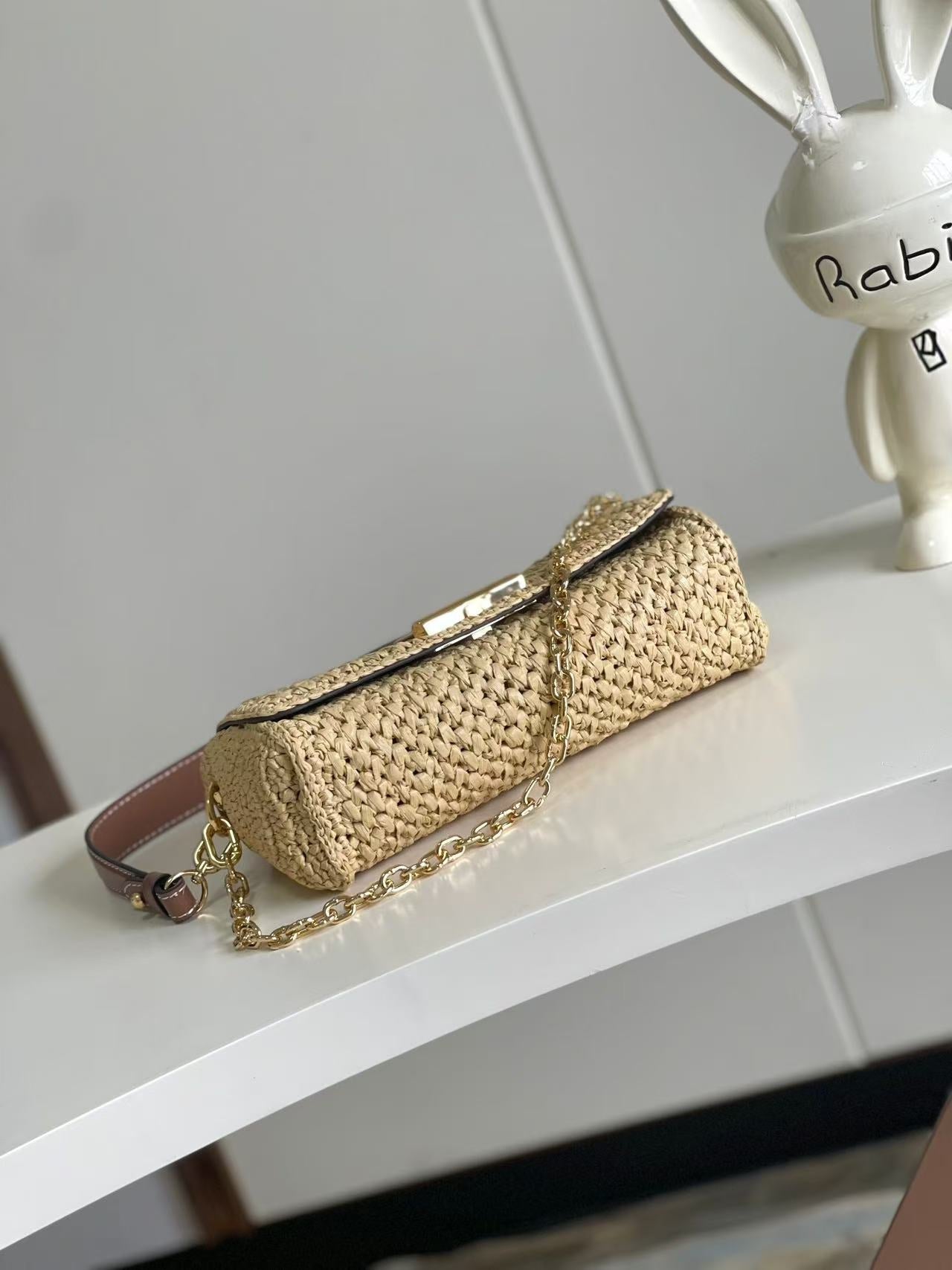 LOUIS VUITTON LV SHOULDER BAG 24 IN BEIGE WOVEN RAFFIA GOLD HARDWARE