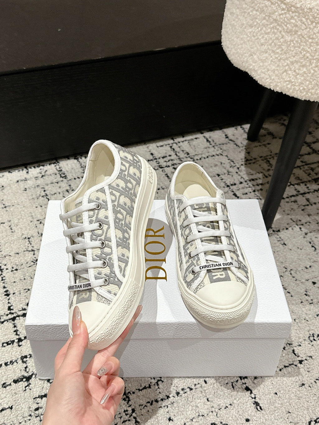 DIOR CD WALK'N SNEAKER IN GRAY EMBROIDERED COTTON