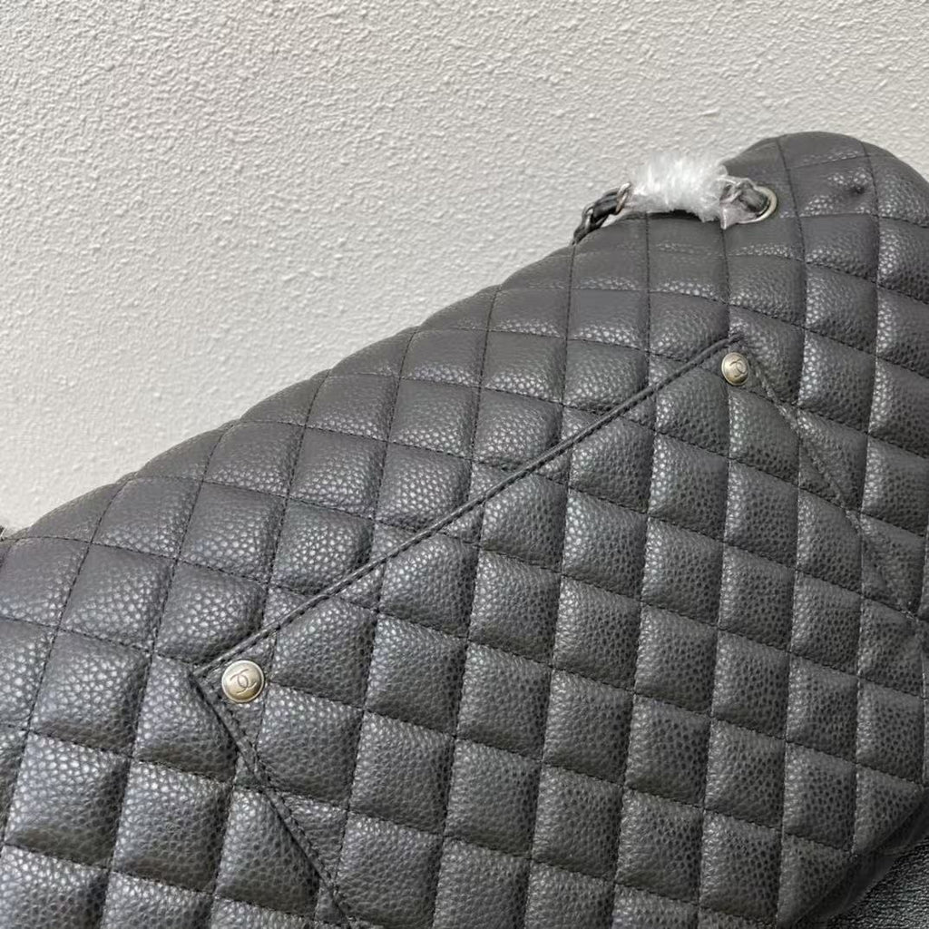 CHANEL CLASSIC FLAP BAG 46 IN BLACK QUILTED CALFSKIN