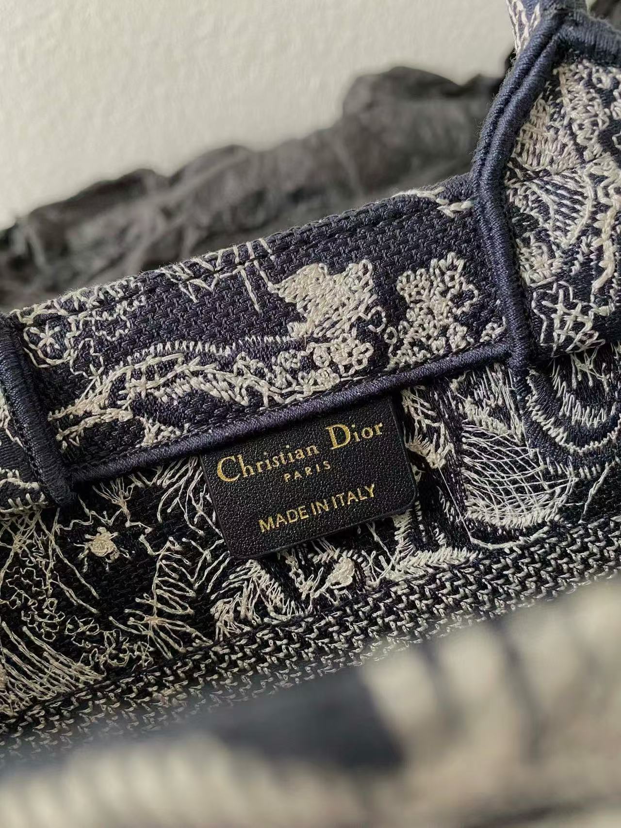 DIOR MISS SMALL TOTE 26 IN NAVY BLUE AND WHITE CANVAS
