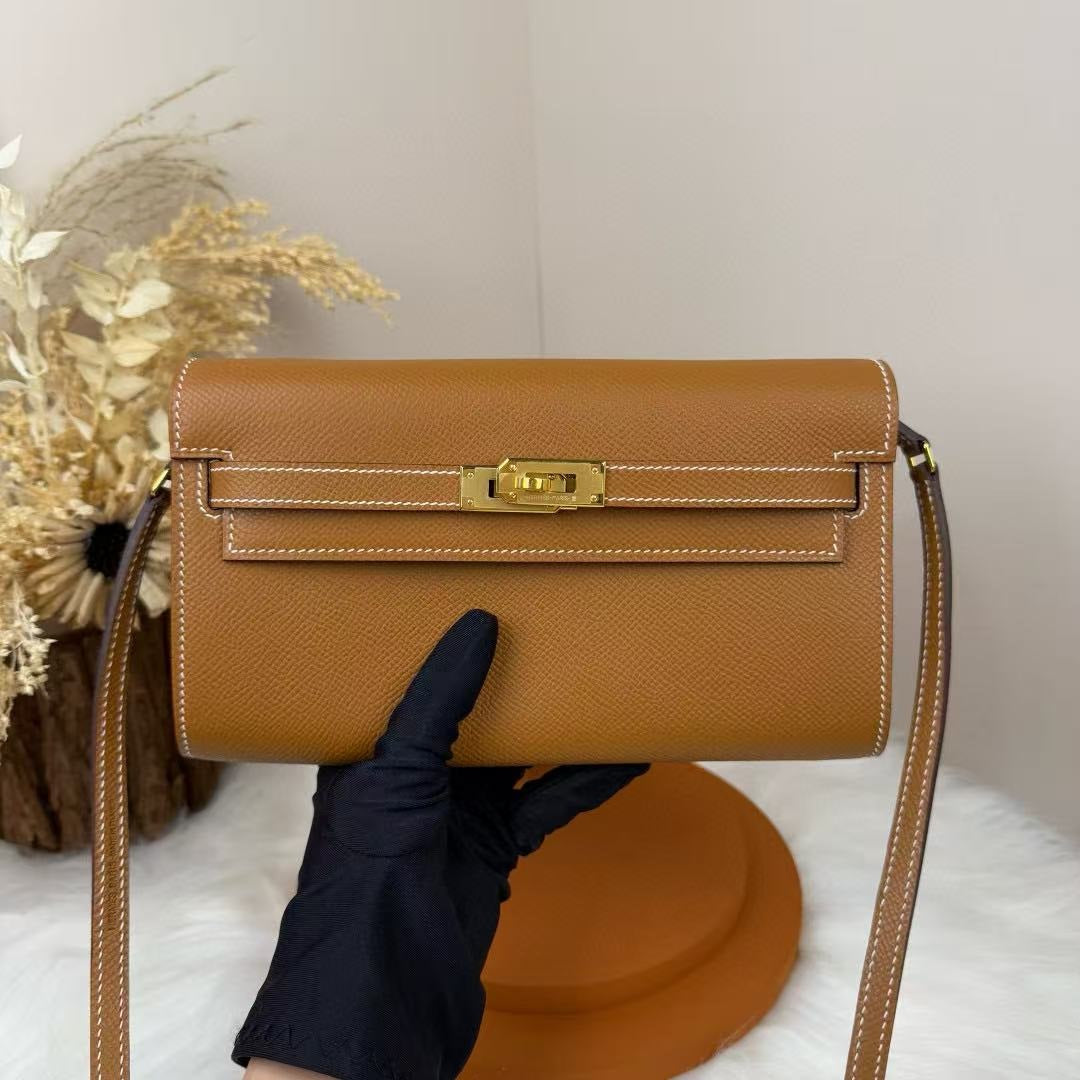 HERMES KELLY CLASSIQUE TO GO WALLET 20 IN BROWN CALFSKIN GOLD HARDWARE
