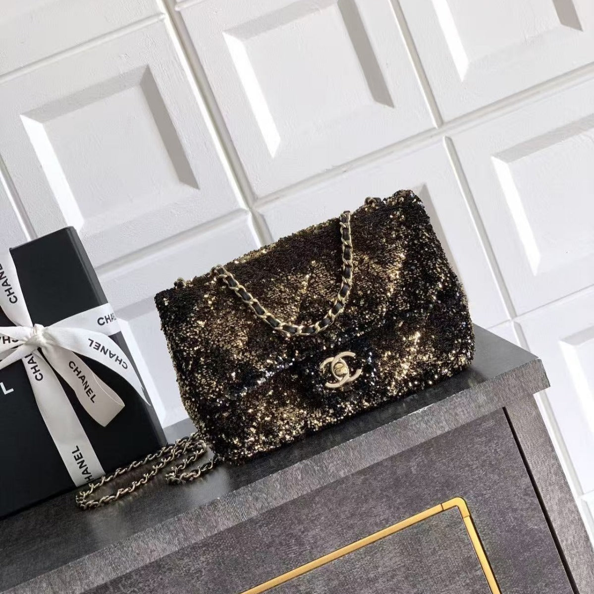 CHANEL 20 SEQUINS FLAP BAG IN BLACK MIX BROWN
