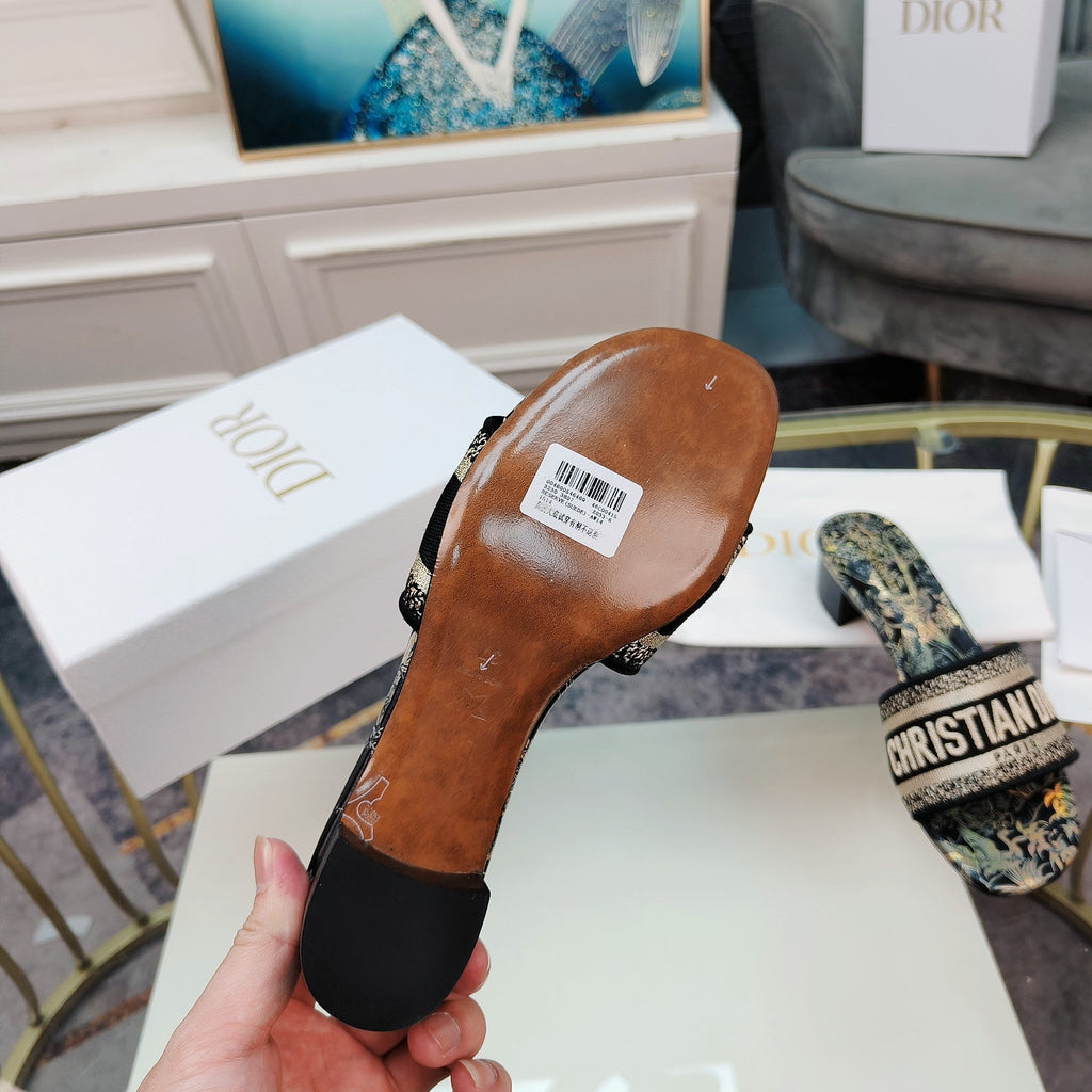 DIOR CD Mule Dway Heeled Slide 45mm Style 9