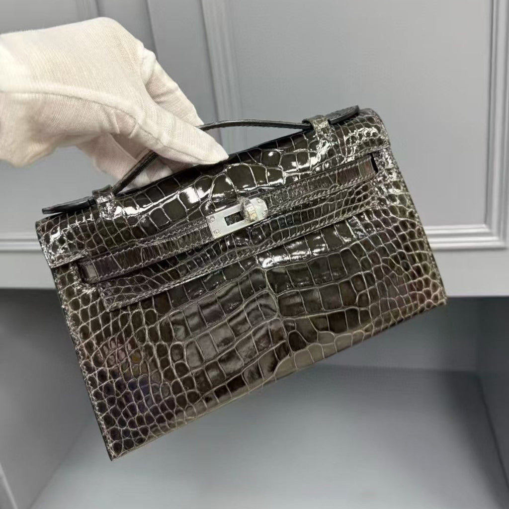 HERMES KELLY MINI 22 IN BROWN AMERICAN ALLIGATOR SILVER BUCKLE